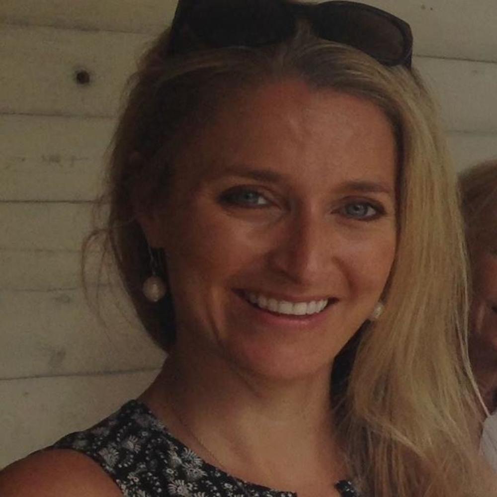 Meet your Posher, Lauren